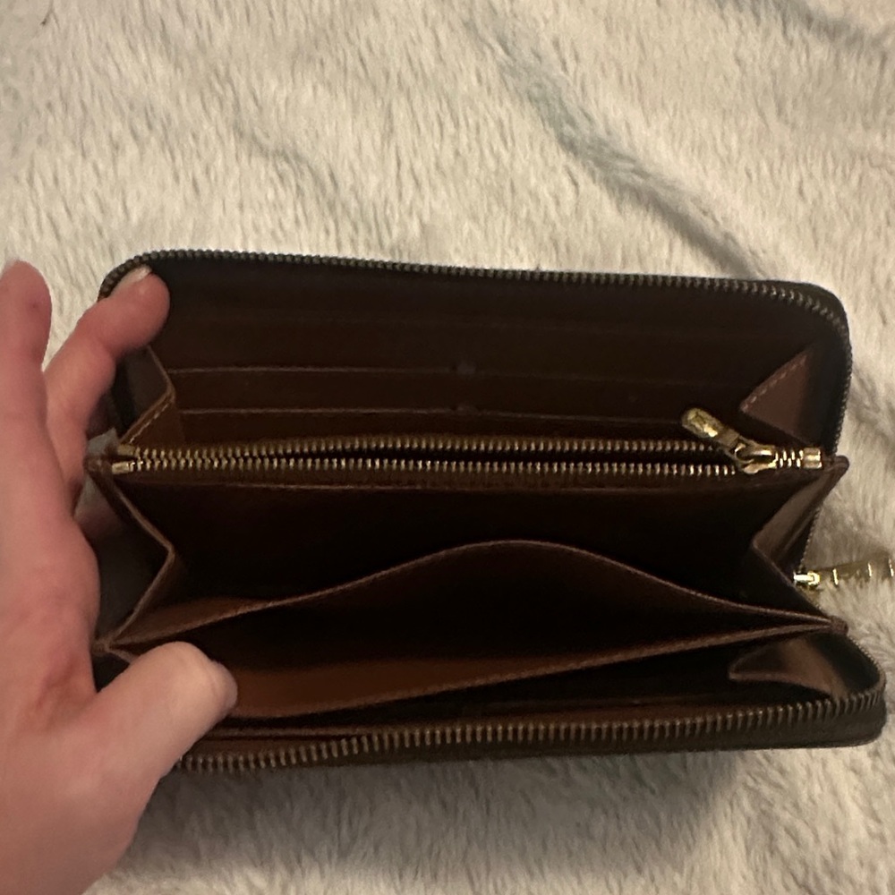 Louis Vuitton Black and Brown Wallet - Picture 2 of 7